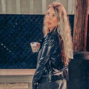 Meet your Posher, Madelyn